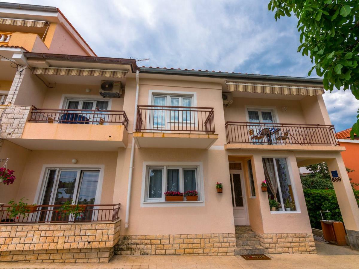 689 Banjol Appartement Buitenkant foto